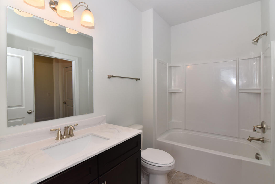 525 Kilarney Road Summerville, SC 29483 - Photo 4 of 43 Guest Bath