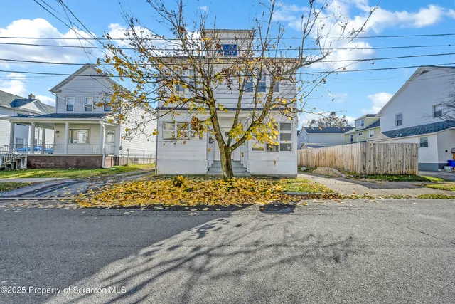 $1,145 | 53 Sobieski Street, Unit TOP, Wilkes Barre, PA 18706