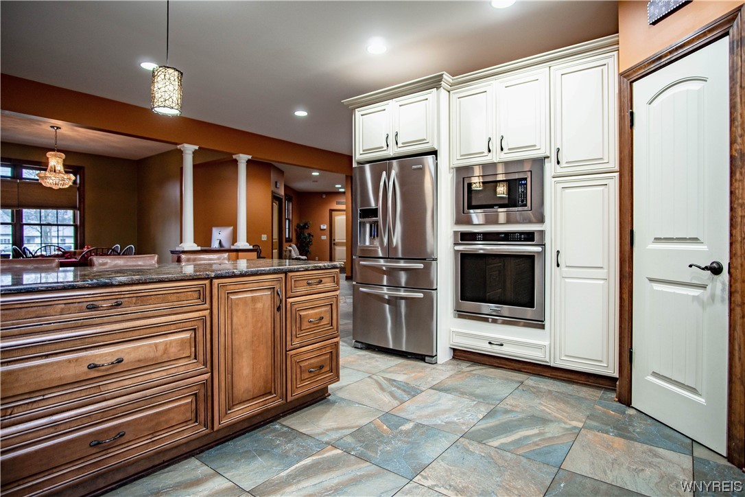 990 Dodge Road Amherst, NY 14068 - Photo 11 of 50 KITCHEN