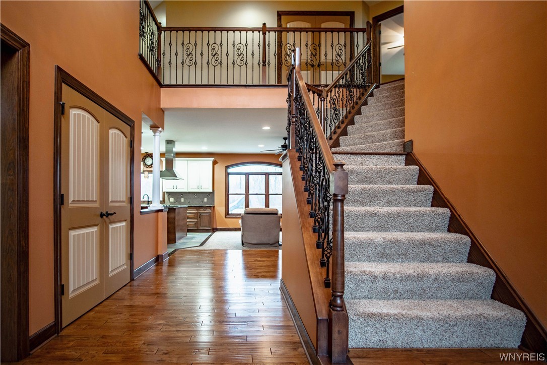 990 Dodge Road Amherst, NY 14068 - Photo 3 of 50 FOYER