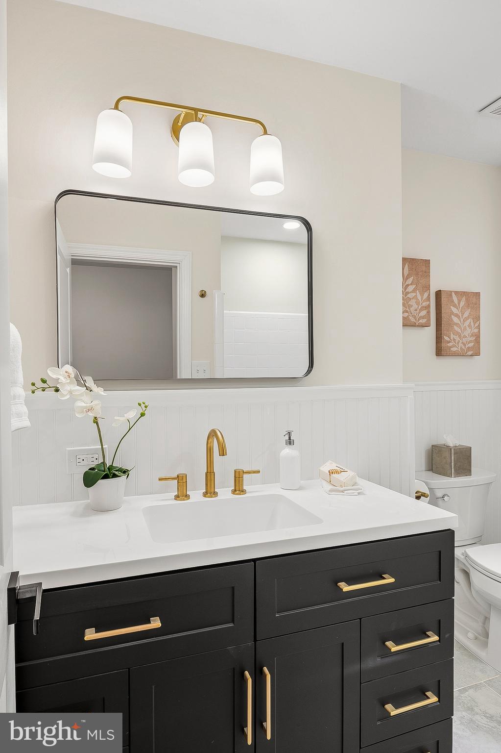 206 Shaw Avenue Silver Spring, MD 20904 - Photo 29 of 59 Bathroom 2