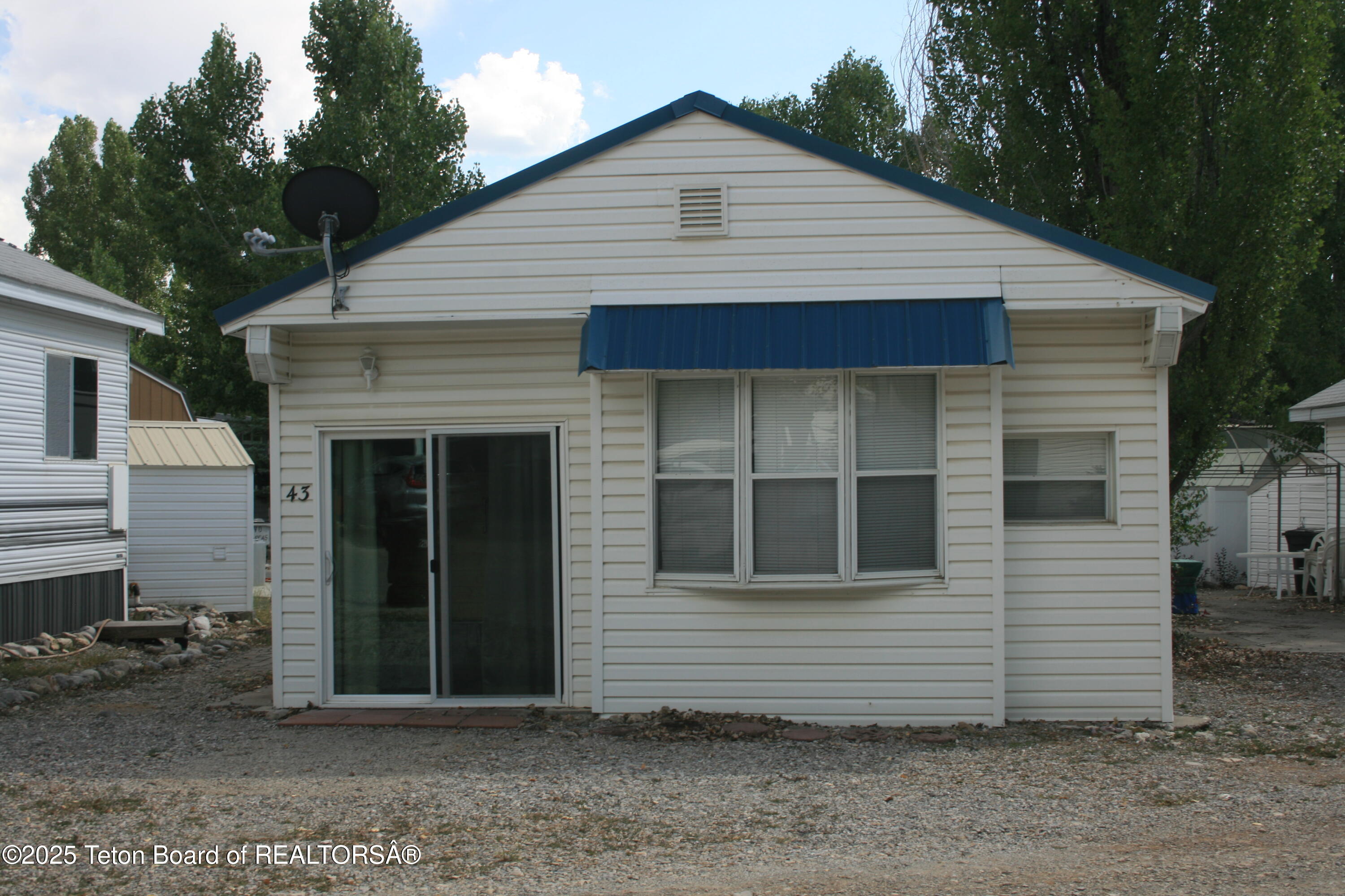 43 Muleshoe Road Thayne, WY 83127 - Photo 1 of 24 IMG_0707