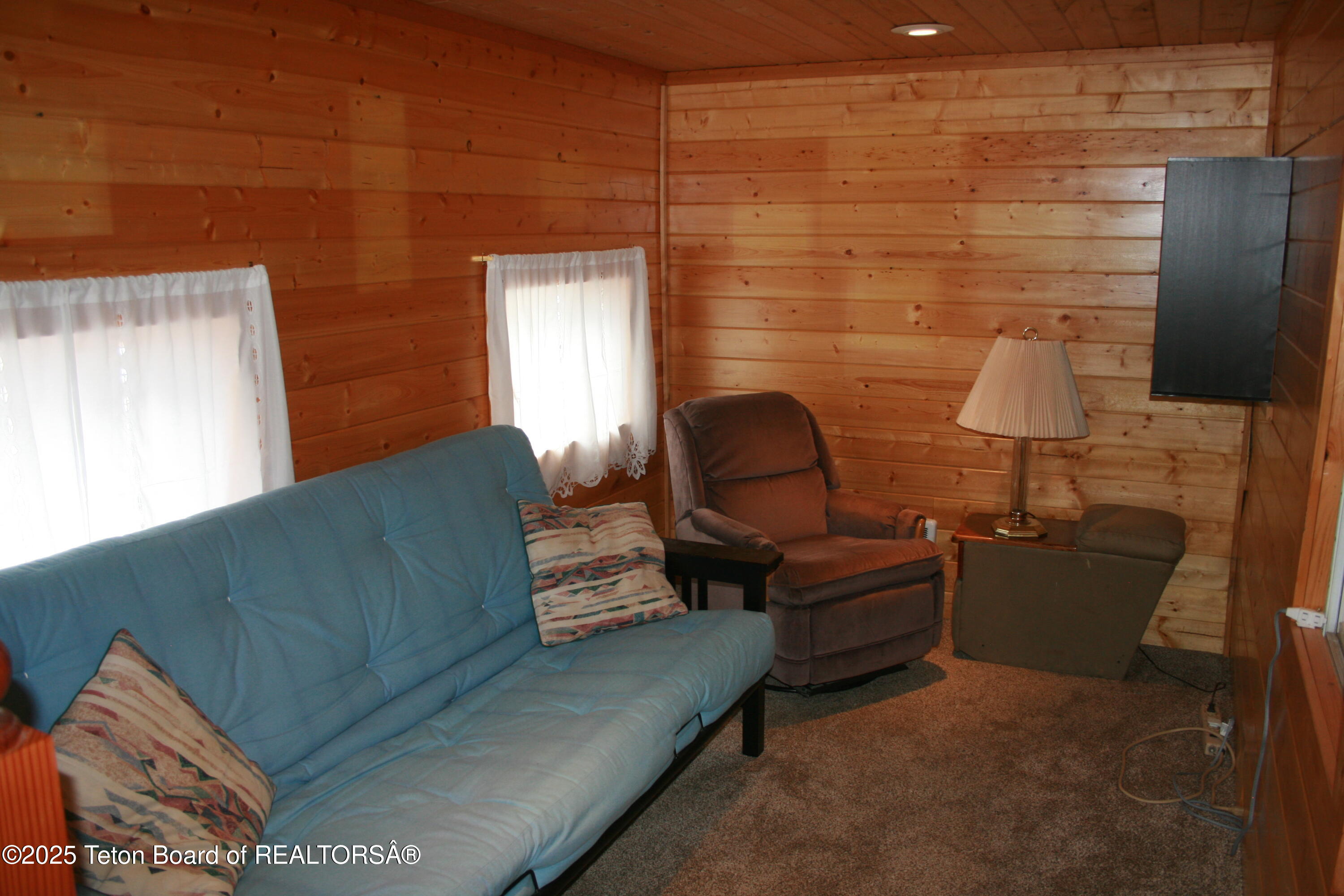 43 Muleshoe Road Thayne, WY 83127 - Photo 3 of 24 IMG_0683