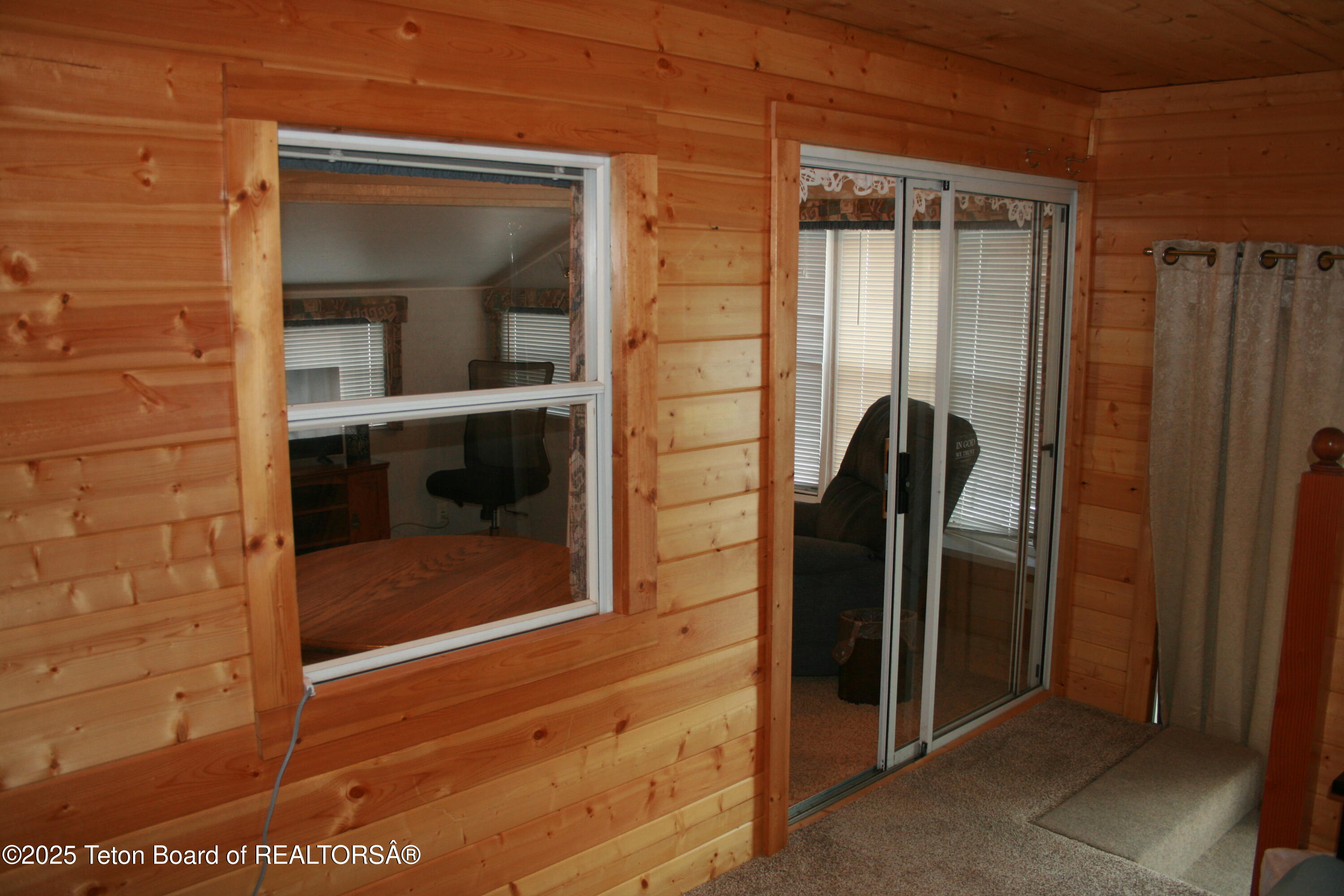 43 Muleshoe Road Thayne, WY 83127 - Photo 5 of 24 IMG_0685