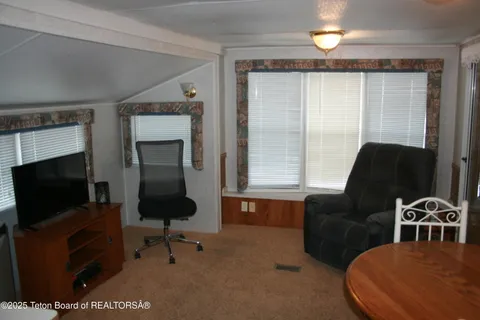 $153,000 | 43 Muleshoe Road, Thayne, WY 83127