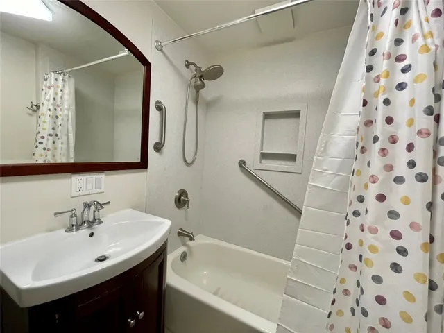 $1,500 | 206 East Edwards Street, Endicott, NY 13760