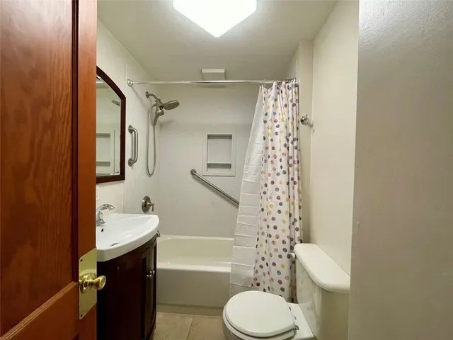 $1,500 | 206 East Edwards Street, Endicott, NY 13760