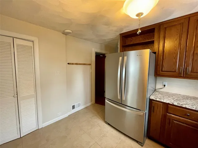 $1,500 | 206 East Edwards Street, Endicott, NY 13760