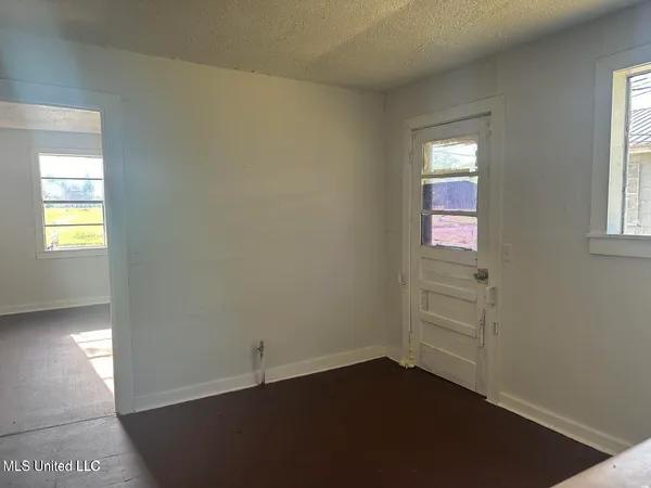 $75,900 | 2012 Woodlawn Street, Unit 14, Jackson, MS 39203