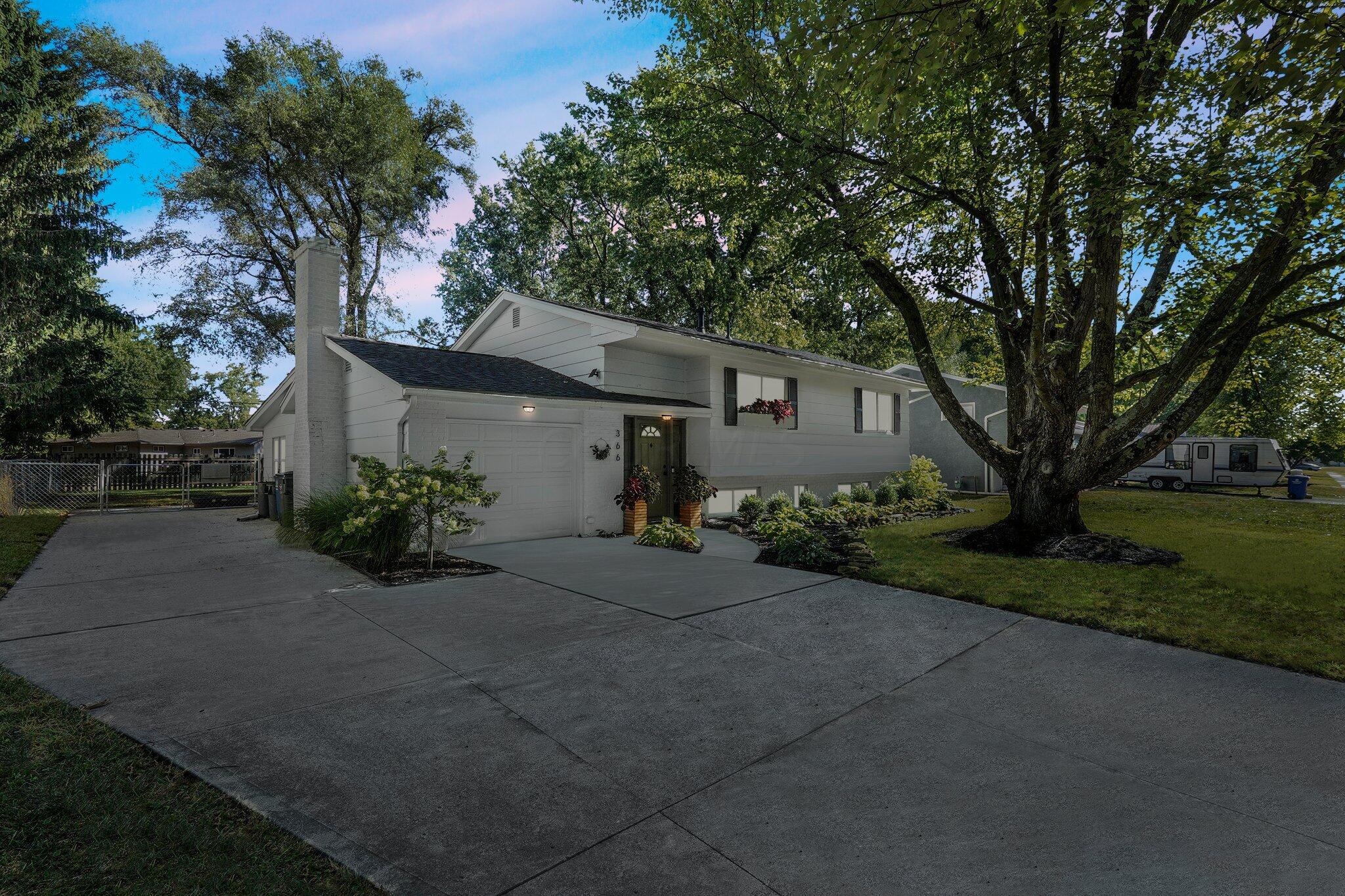 366 Hermitage Road Columbus, OH 43230 - Photo 26 of 30 Twilight