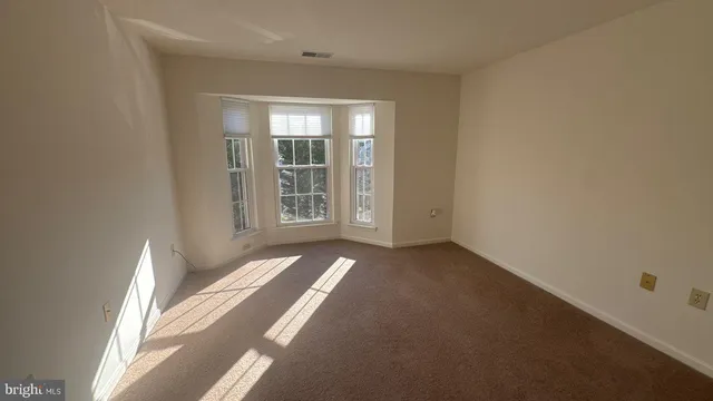 $2,400 | 3101 River Bend Court, Unit B 304, Laurel, MD 20724