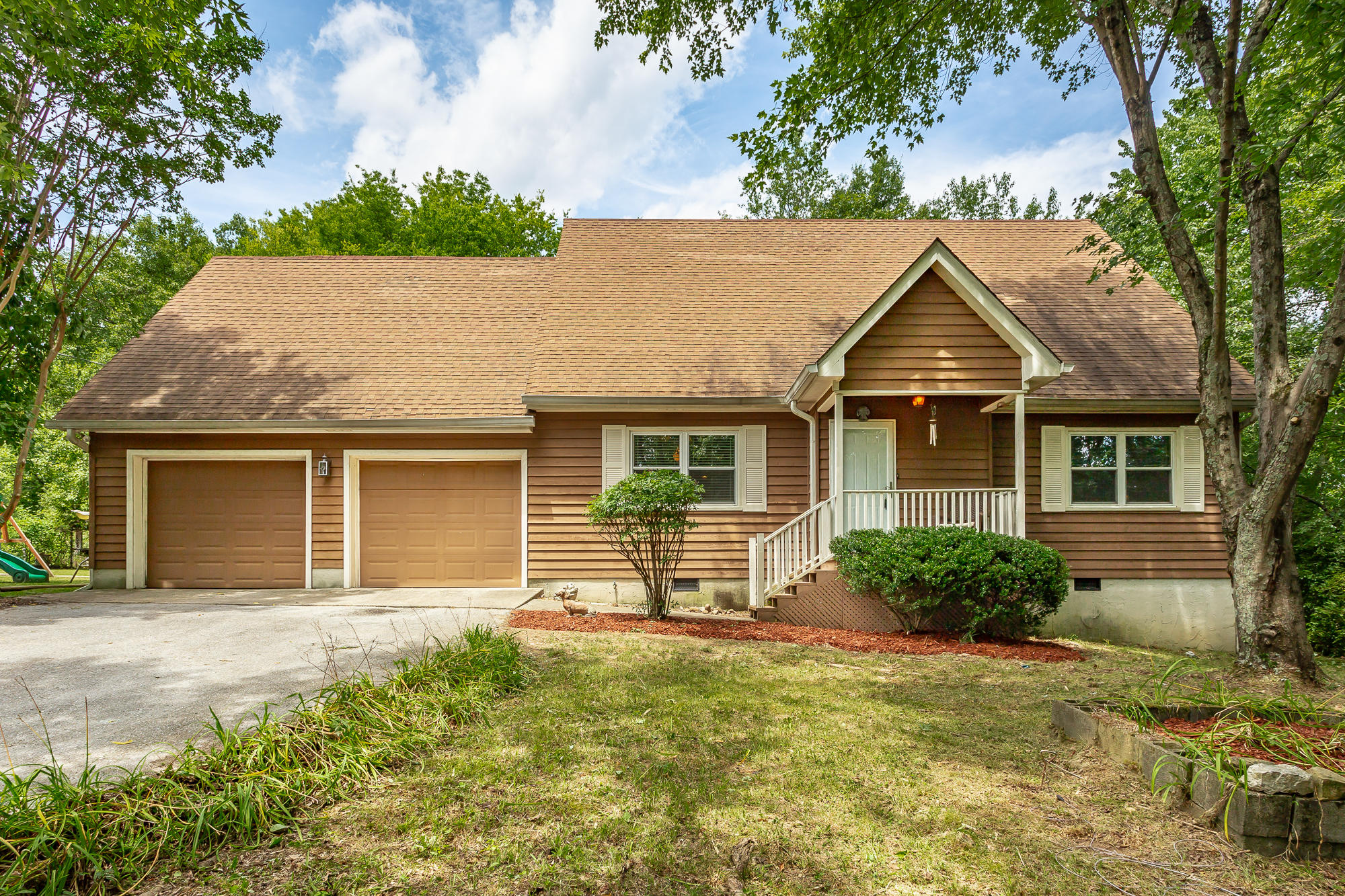 521 Gadd Road Hixson, TN 37343 - Photo 1 of 26 521 Gadd Rd. HD-24