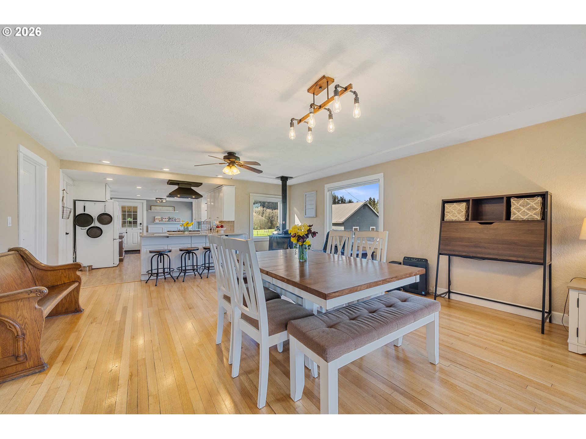 5350 Brickyard Road Tillamook, OR 97141 - Photo 13 of 46 Dining Area
