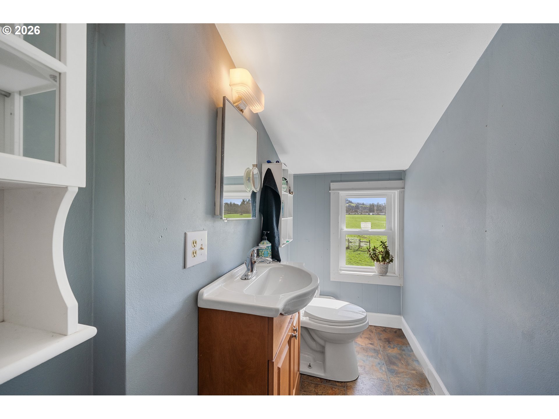 5350 Brickyard Road Tillamook, OR 97141 - Photo 27 of 46 Bathroom