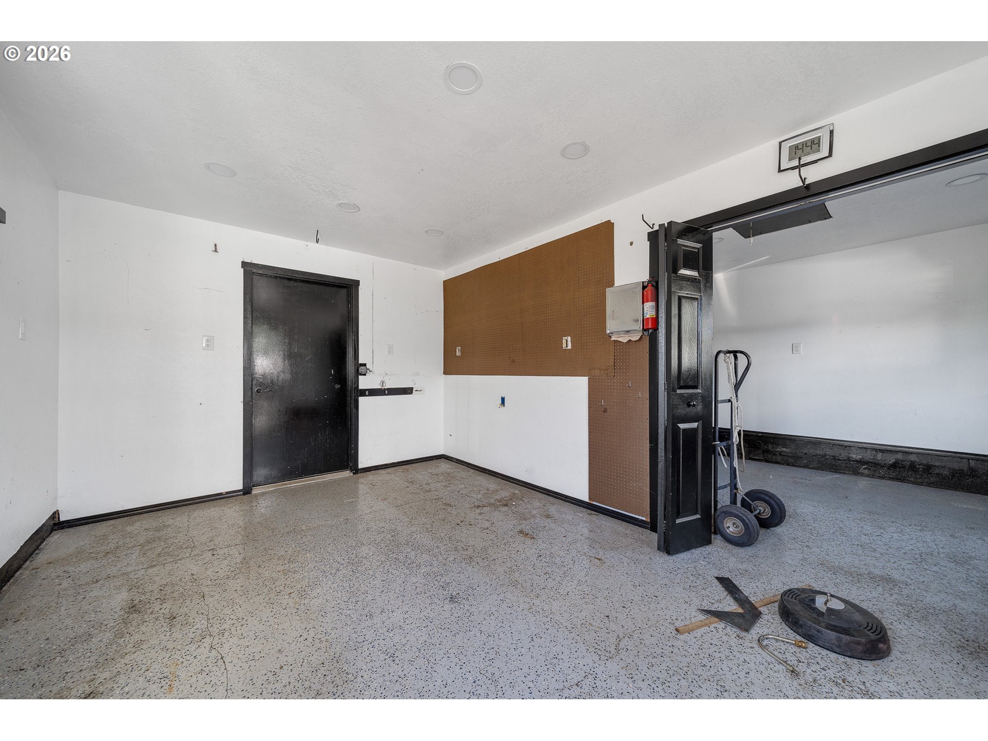 5350 Brickyard Road Tillamook, OR 97141 - Photo 32 of 46 Garage