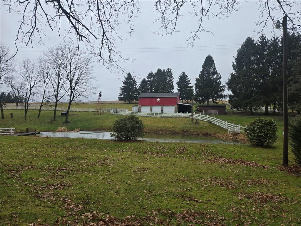 235 Hinchberger Road Butler, PA 16002 - Photo 4 of 49