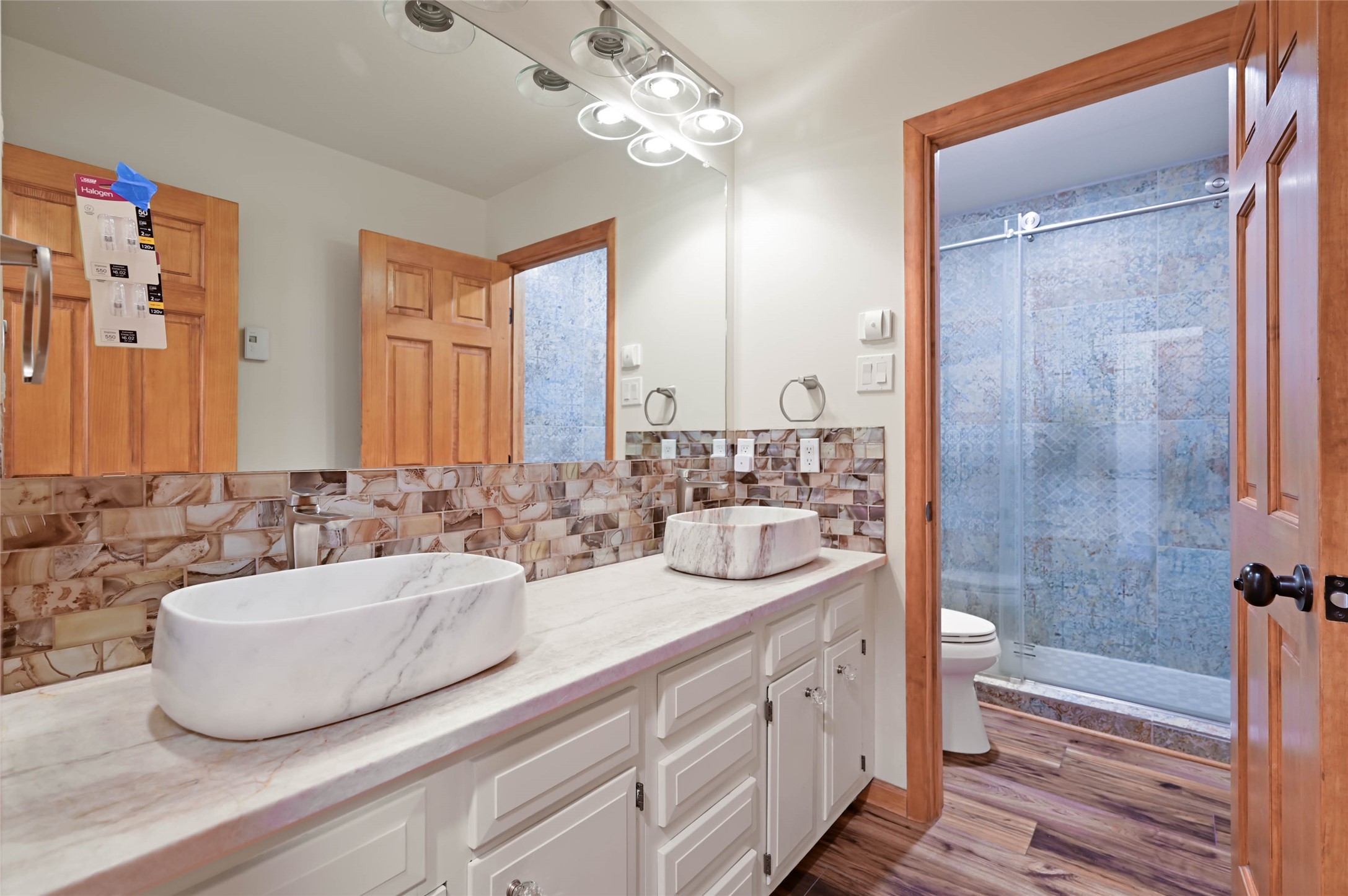 14 Verano Loop Santa Fe, NM 87508 - Photo 28 of 53 Primary bath