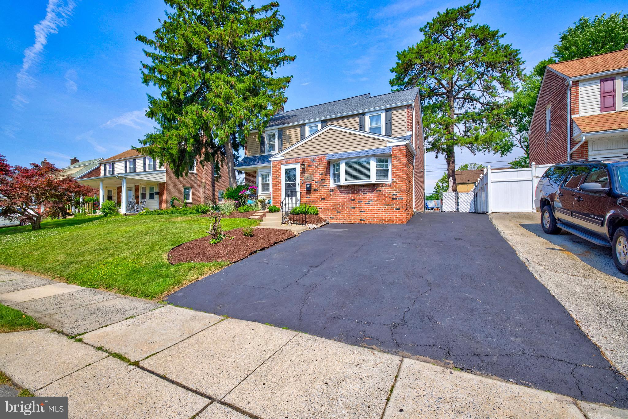 560 Holmes Road Morton, PA 19070 - Photo 3 of 42