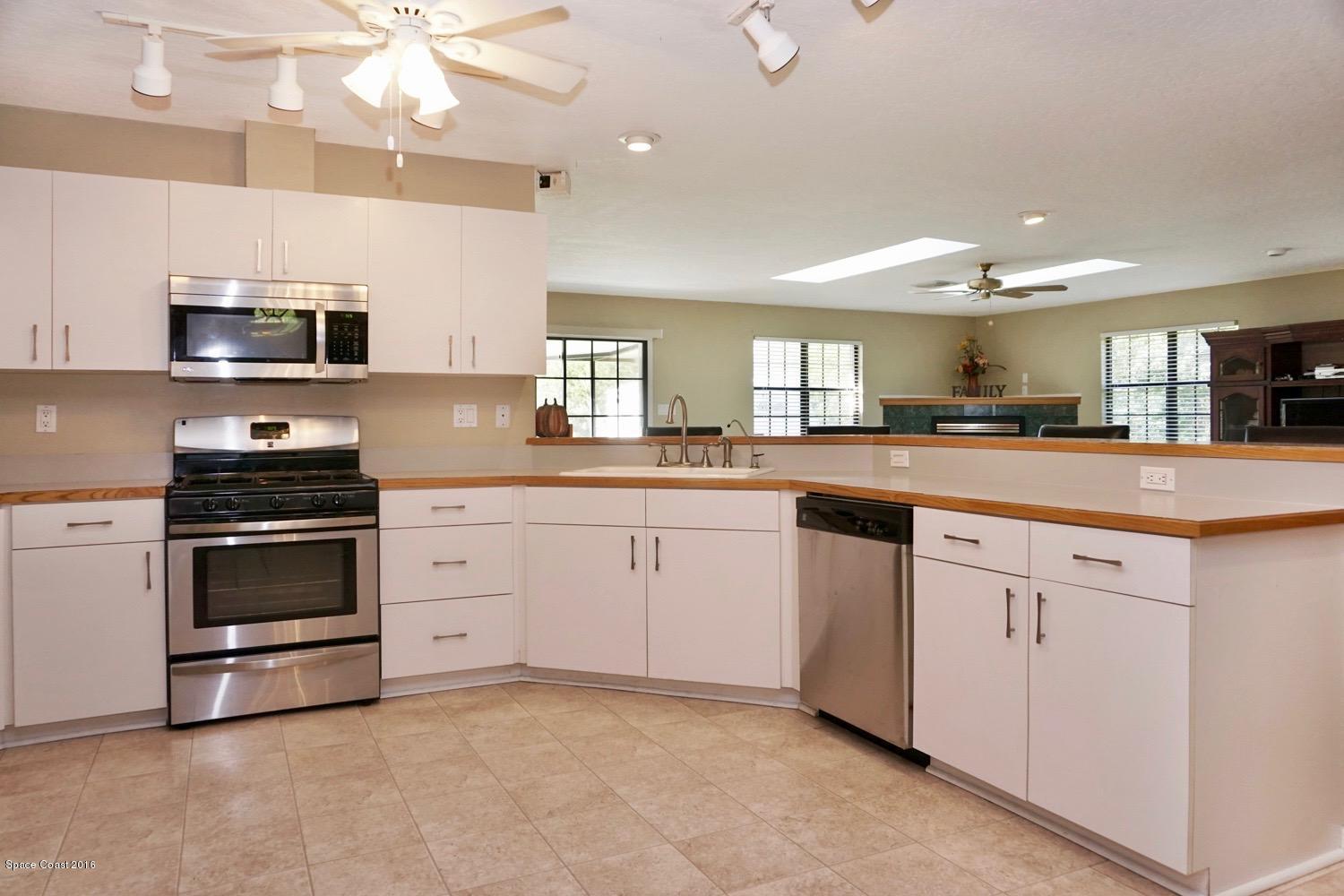 3757 Fenner Road Cocoa, FL 32926 - Photo 13 of 34 3757 Fenner Rd-11