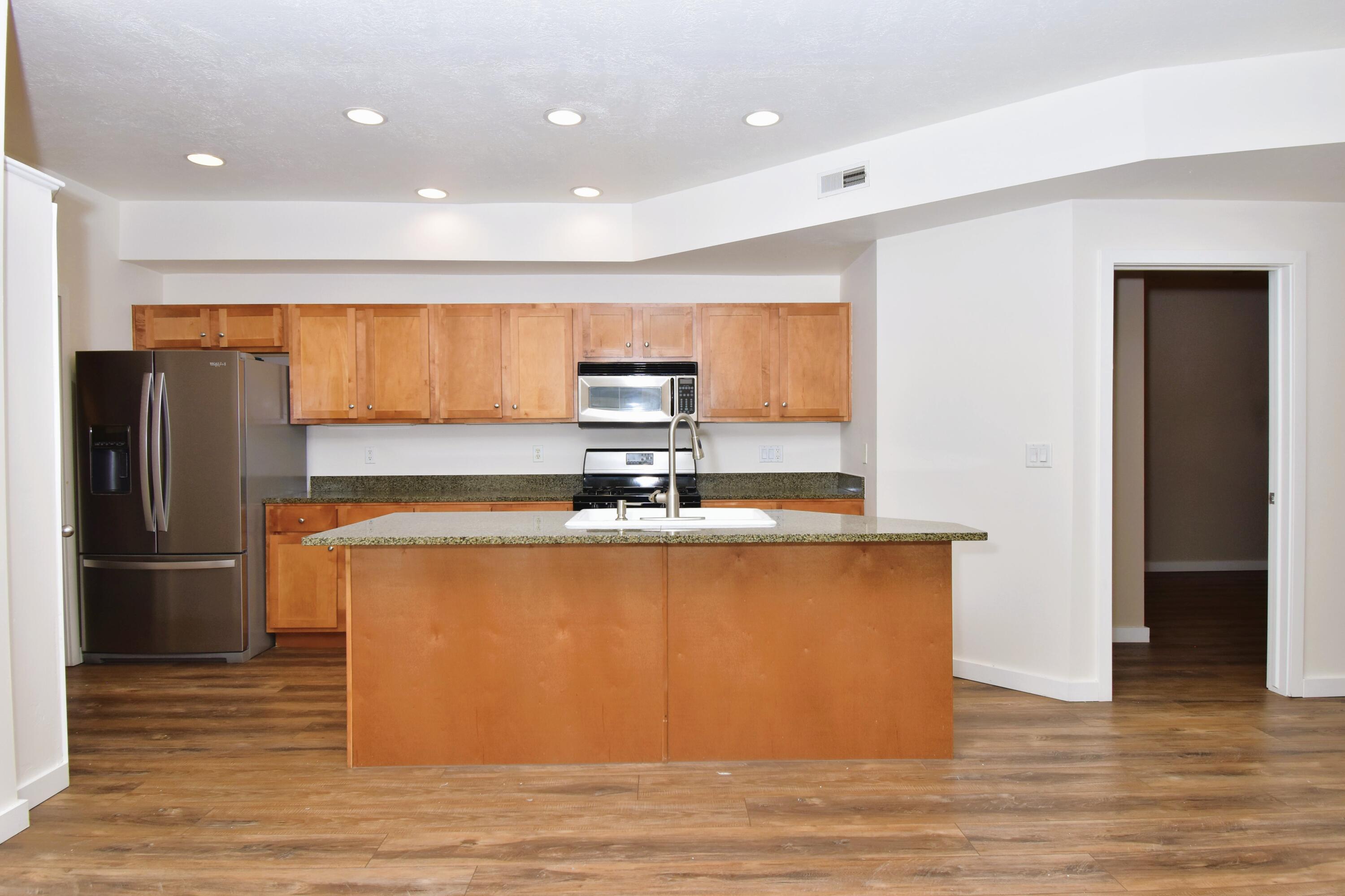 1940 Copper Ranch Lane, Unit A Hailey, ID 83333 - Photo 5 of 16 Breakfast Counter