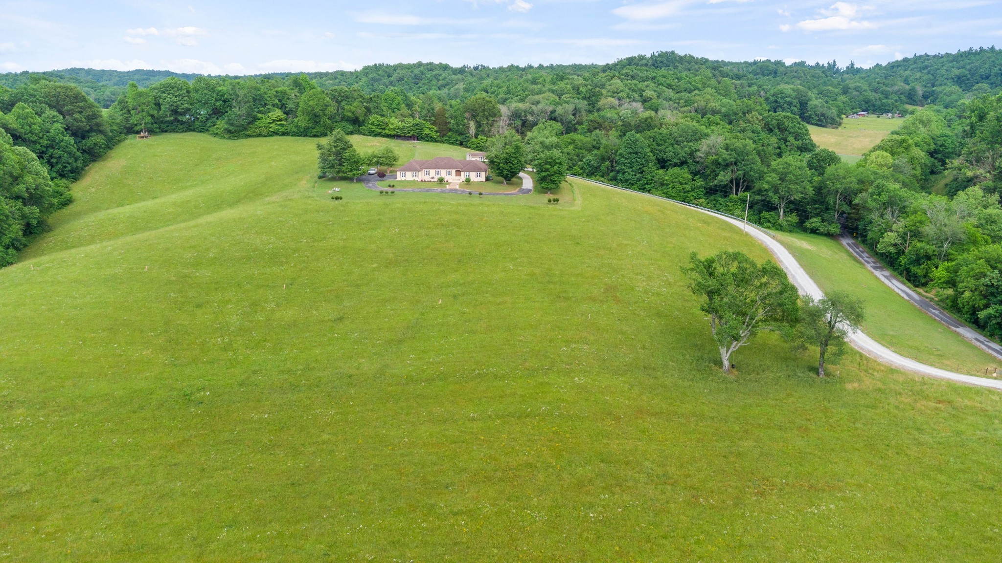 135 Gad Redd Road Tullahoma, TN 37388 - Photo 4 of 68 Gallery Image 4