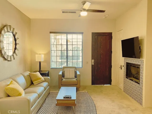 $329,999 | 50640 Santa Rosa Plaza, Unit 8, La Quinta, CA 92253