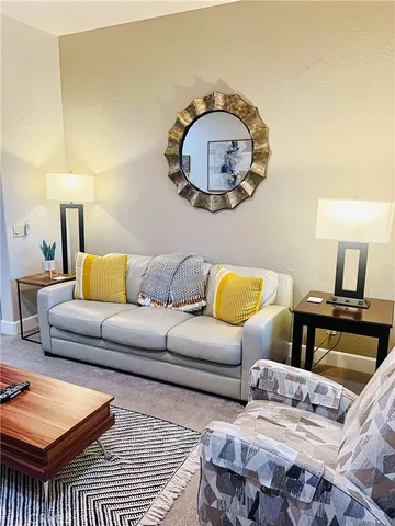 $329,999 | 50640 Santa Rosa Plaza, Unit 8, La Quinta, CA 92253