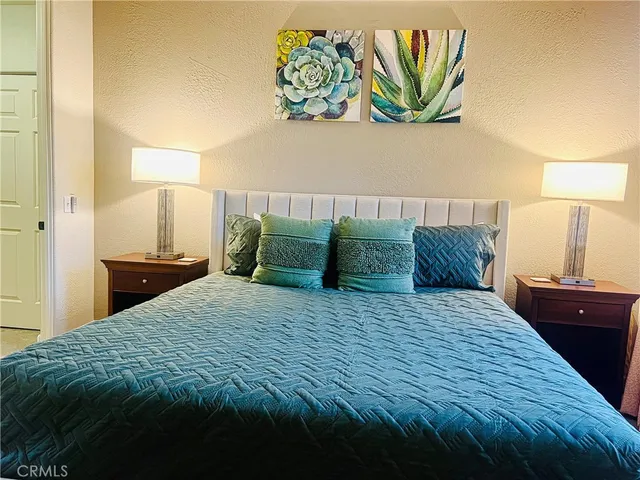 $329,999 | 50640 Santa Rosa Plaza, Unit 8, La Quinta, CA 92253