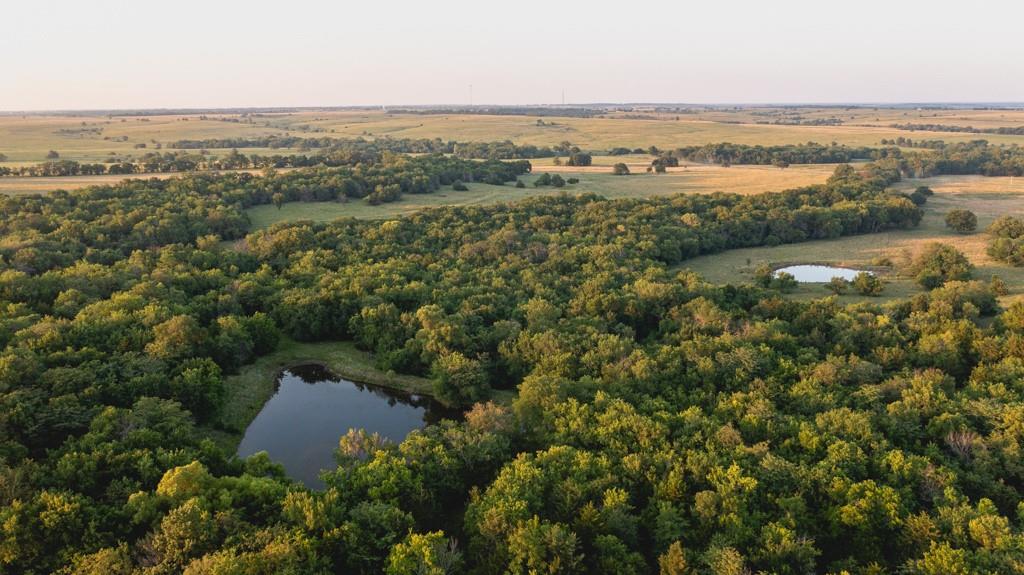 550 California Road Williamsburg, KS 66095 - Photo 1 of 75 Gallery Image 1