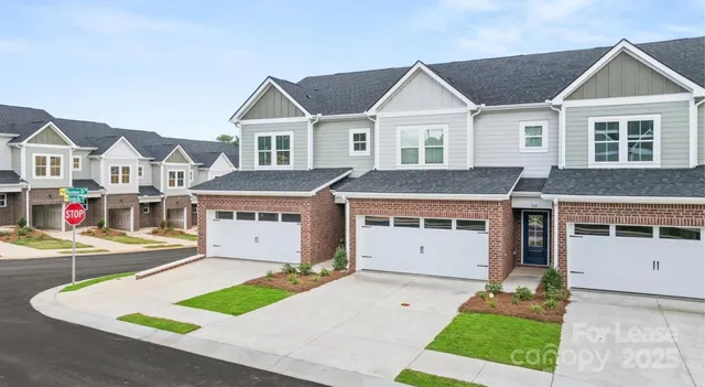 $2,295 | 1748 Marglyn Drive, Unit SWEETGRASS, Matthews, NC 28105