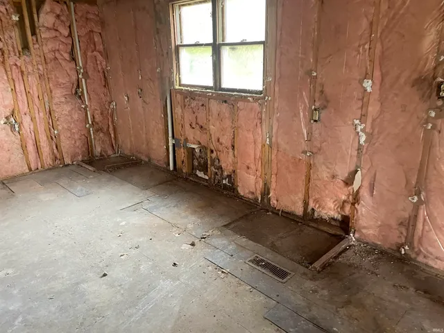 $74,900 | 2165 South New Holland Road, Wabash, IN 46992