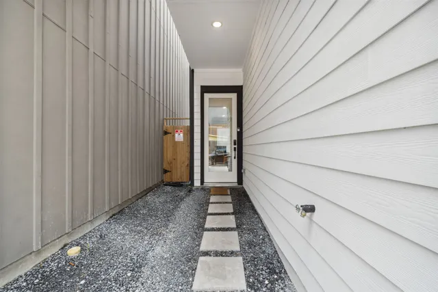 a view of a back yard of the house