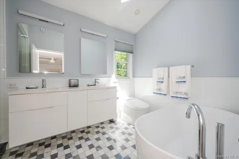 $1,699,999 | 2539 Bradley Court, Merrick, NY 11566