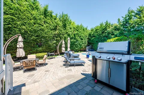 $1,699,999 | 2539 Bradley Court, Merrick, NY 11566