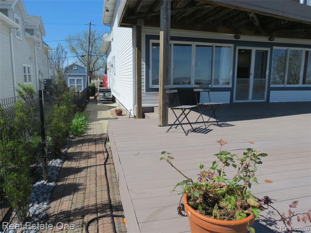 4583 Allen Cove Road Luna Pier, MI 48157 - Photo 57 of 61