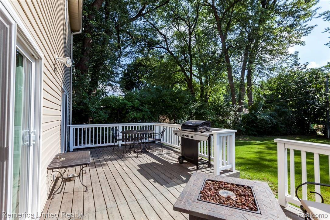 4125 Mapleleaf Road Waterford, MI 48328 - Photo 57 of 63 4125 Mapleleaf Road, Waterford-8.jpg