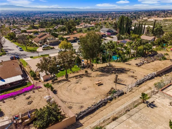 $1,050,000 | 9620 Hidden Farm Road, Rancho Cucamonga, CA 91737