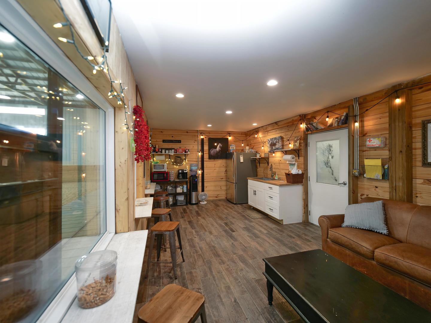 708 South Rose Farm Road Woodstock, IL 60098 - Photo 55 of 104