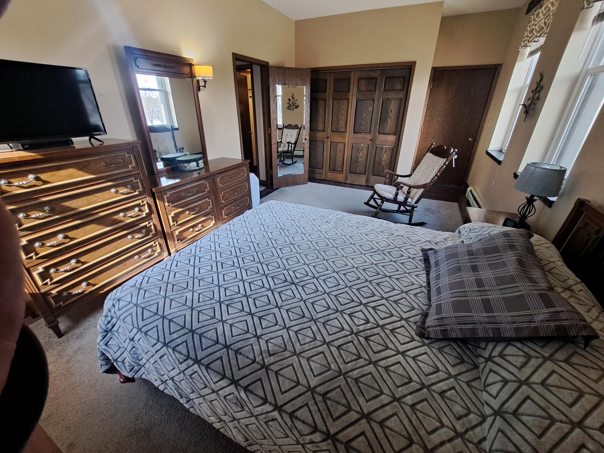 913 Abbott Street, Unit 204 Albert Lea, MN 56007 - Photo 11 of 24