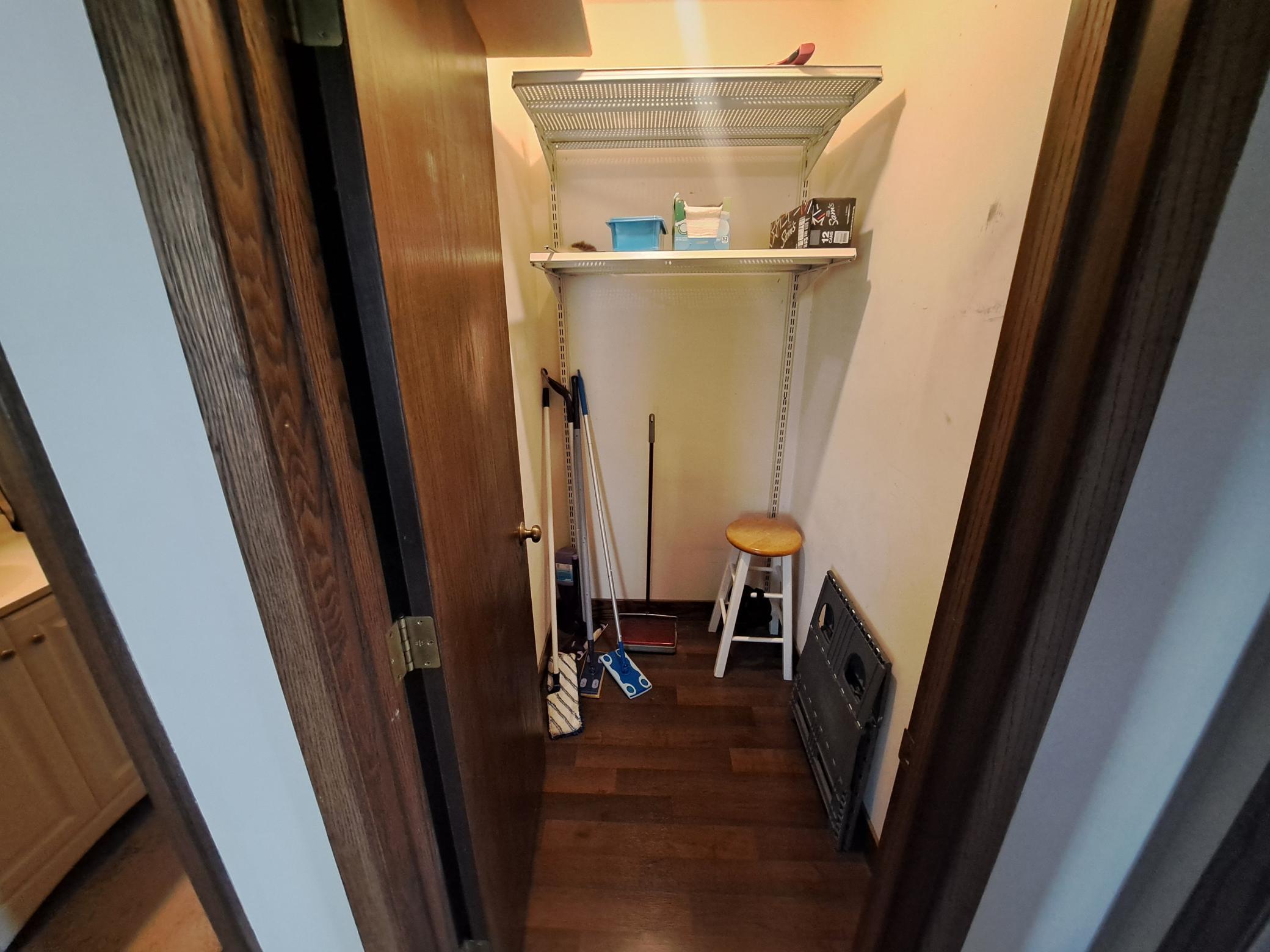 913 Abbott Street, Unit 204 Albert Lea, MN 56007 - Photo 18 of 24