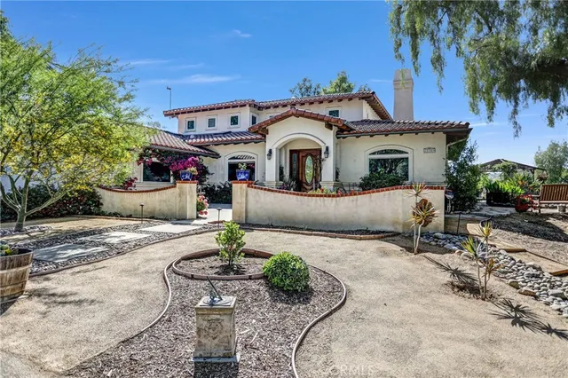 $2,650,000 | 10345 McBroom Street, Sunland, CA 91040