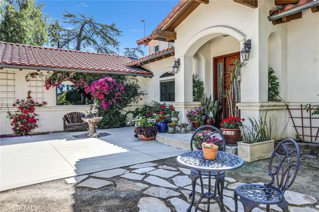 $2,650,000 | 10345 McBroom Street, Sunland, CA 91040