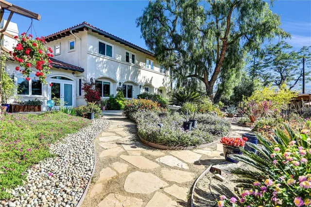$2,650,000 | 10345 McBroom Street, Sunland, CA 91040