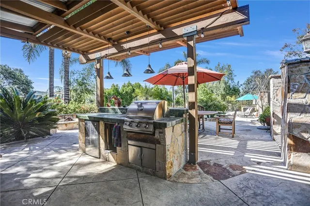 $2,650,000 | 10345 McBroom Street, Sunland, CA 91040