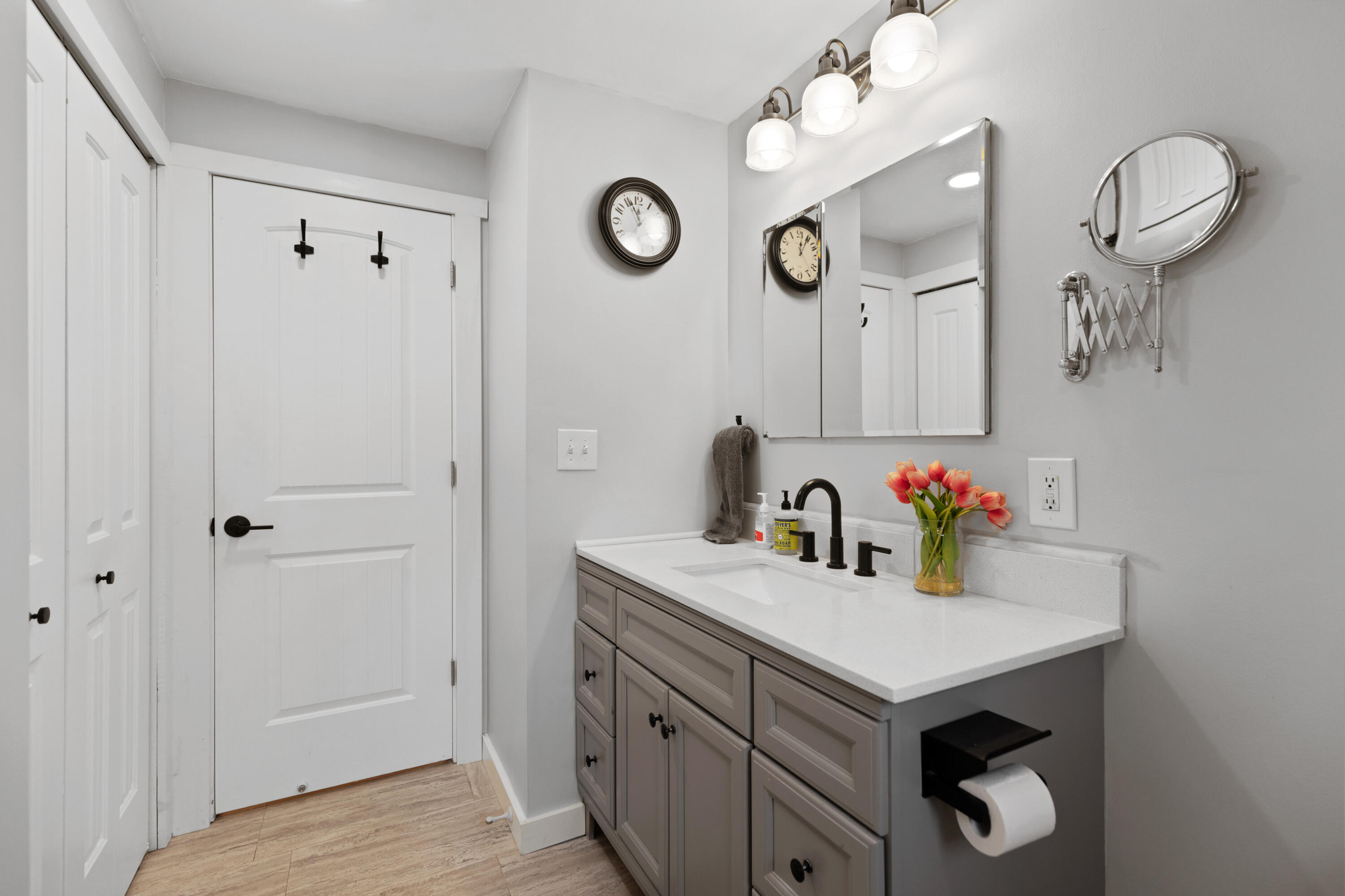 379 County Road Scarborough, ME 04074 - Photo 17 of 62 379 County Scarborough_040