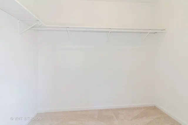 $530,000 | 915 East Chicago Avenue, Naperville, IL 60540