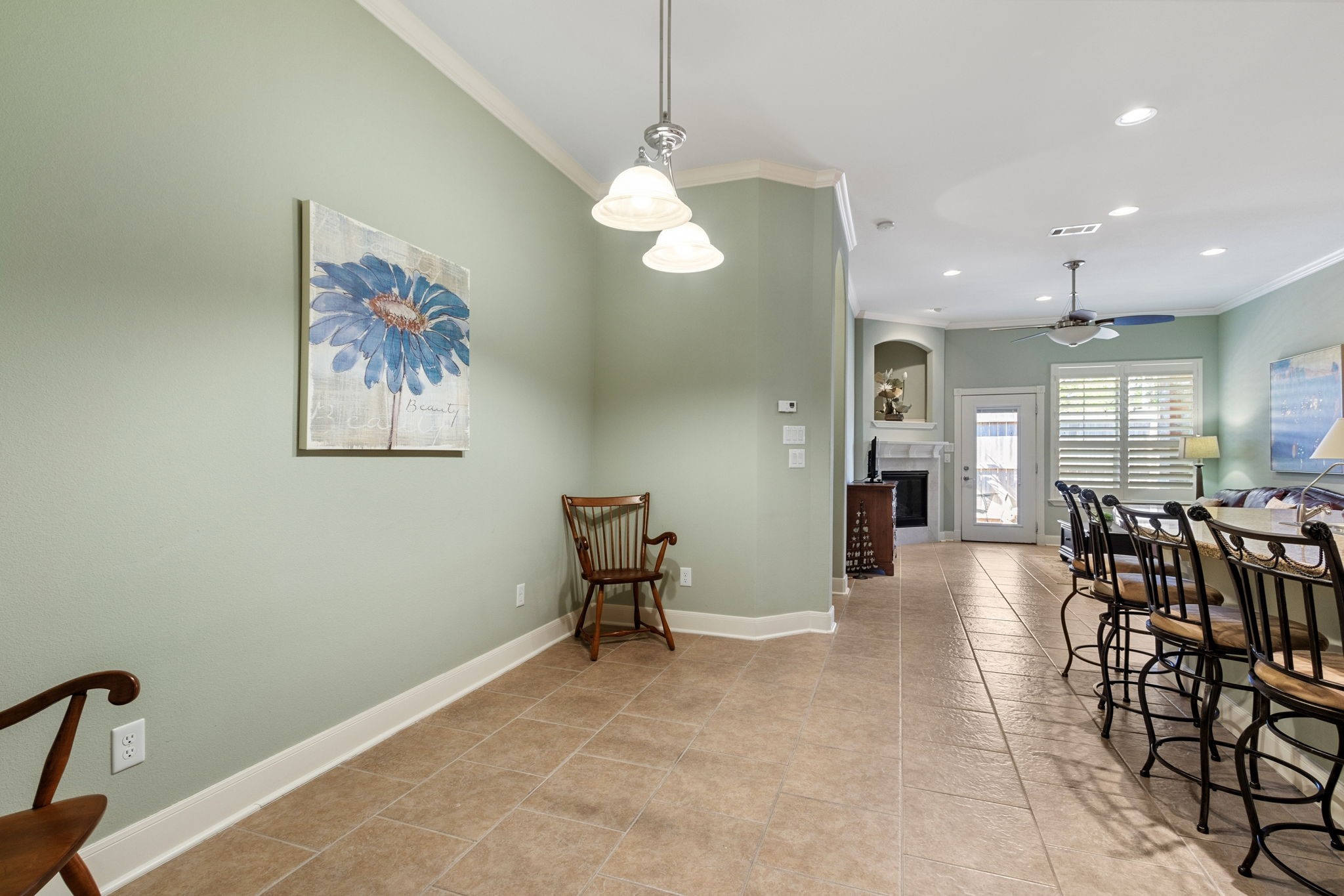 10366 Solitaire Circle Houston, TX 77070 - Photo 12 of 29 Breakfast area