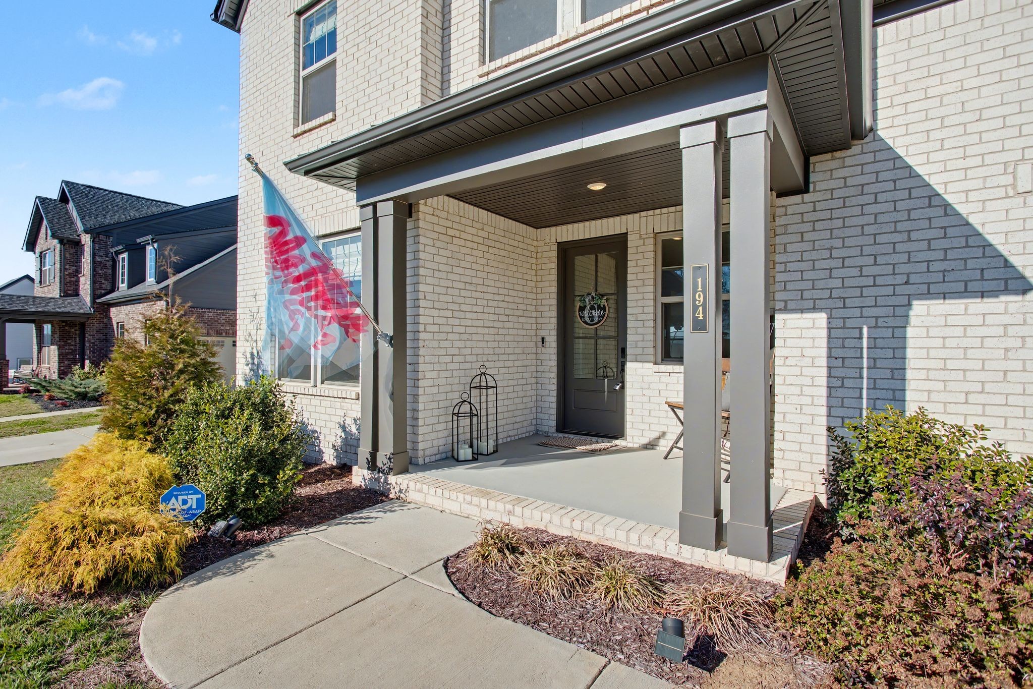194 Phillips Bend Spring Hill Spring Hill, TN 37174 - Photo 4 of 53 a front view of a house