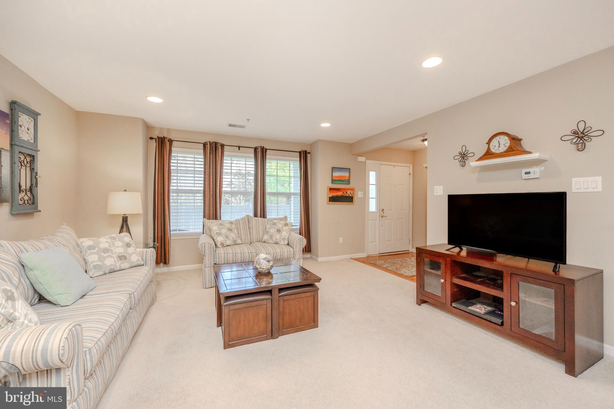 213 Flagstone Road, Unit 2 Chester Springs, PA 19425 - Photo 9 of 28 Gallery Image 9