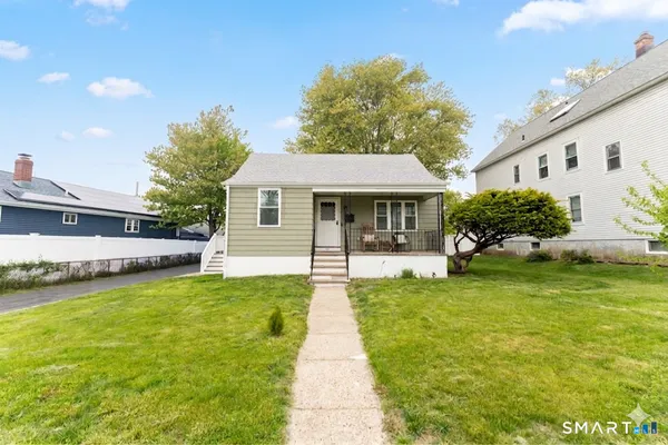 $3,800 | 121 Victory Street, Stratford, CT 06615